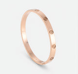 Vaele Maé | Timeless Cross Bracelet