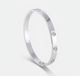 Vaele Maé | Timeless Cross Bracelet