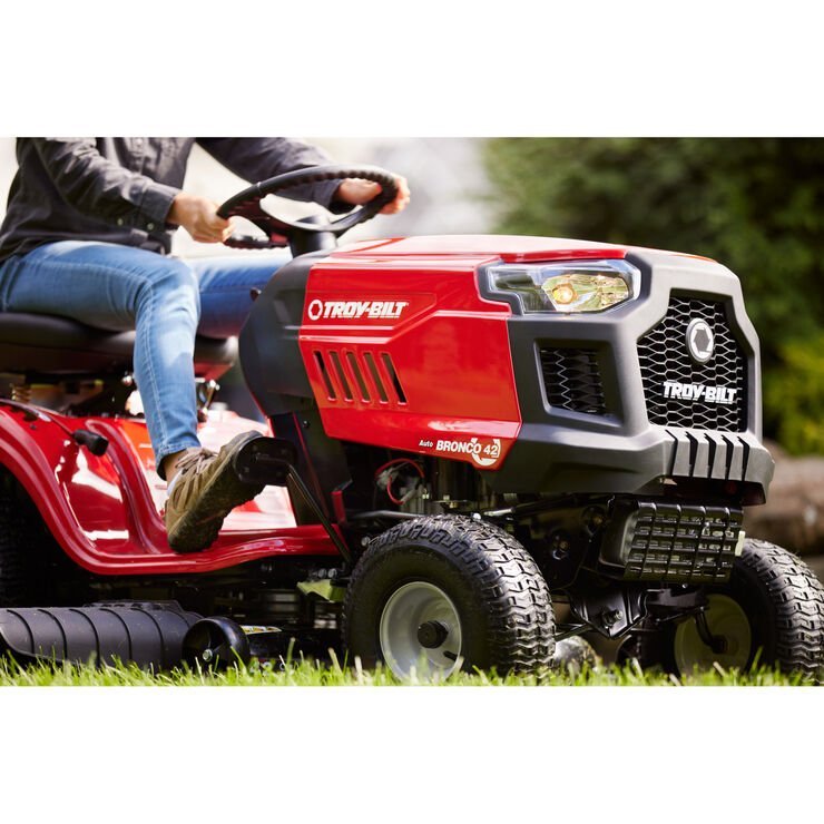 Troy-Bilt Bronco 46" Gas Riding Lawn Mower with 547cc Engine and AutoDrive Transmission 4.1 stars out of 151 reviews (4.1) |